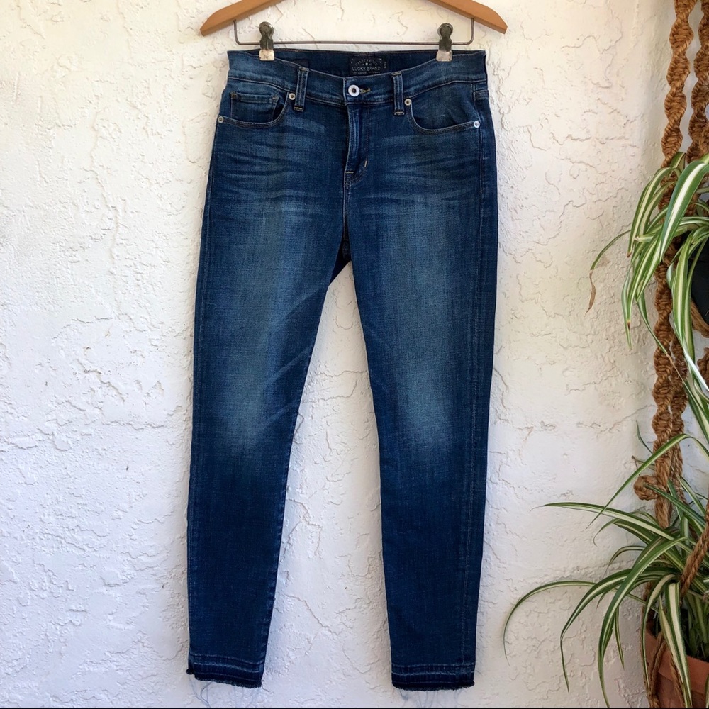 SOLD Lucky Brand skinny jeans size 6